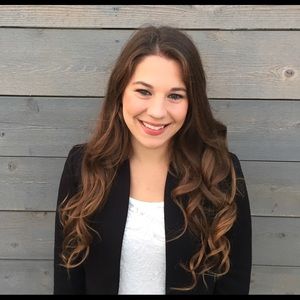 Meet your Posher, Brittney